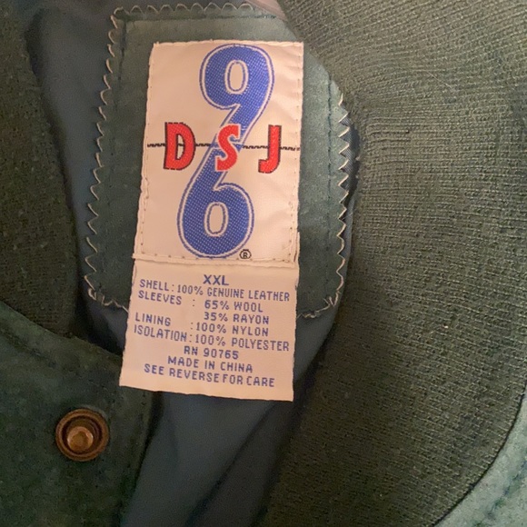 This is a Packers Rugby leather jacket. - Picture 5 of 6